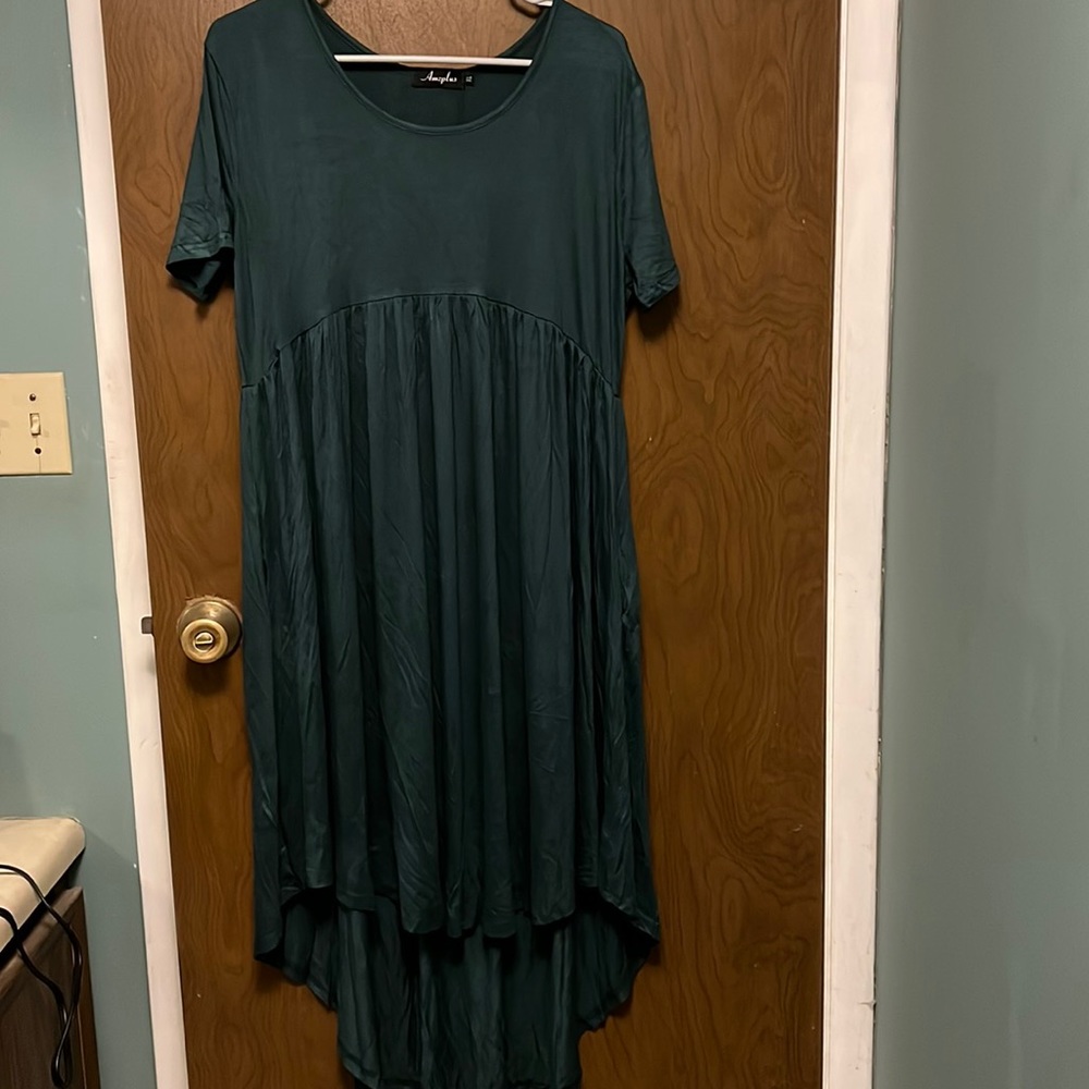 NWT Amzplus green short sleeved high low dress size XL